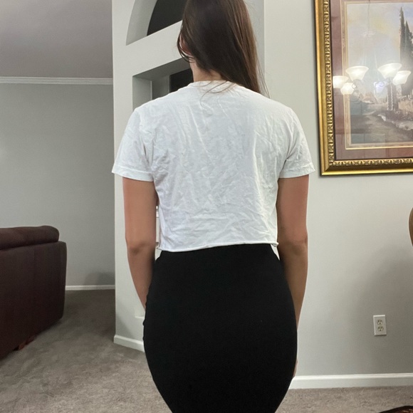 EUC Pizza Slut Graphic Tee Crop Top - Picture 4 of 5